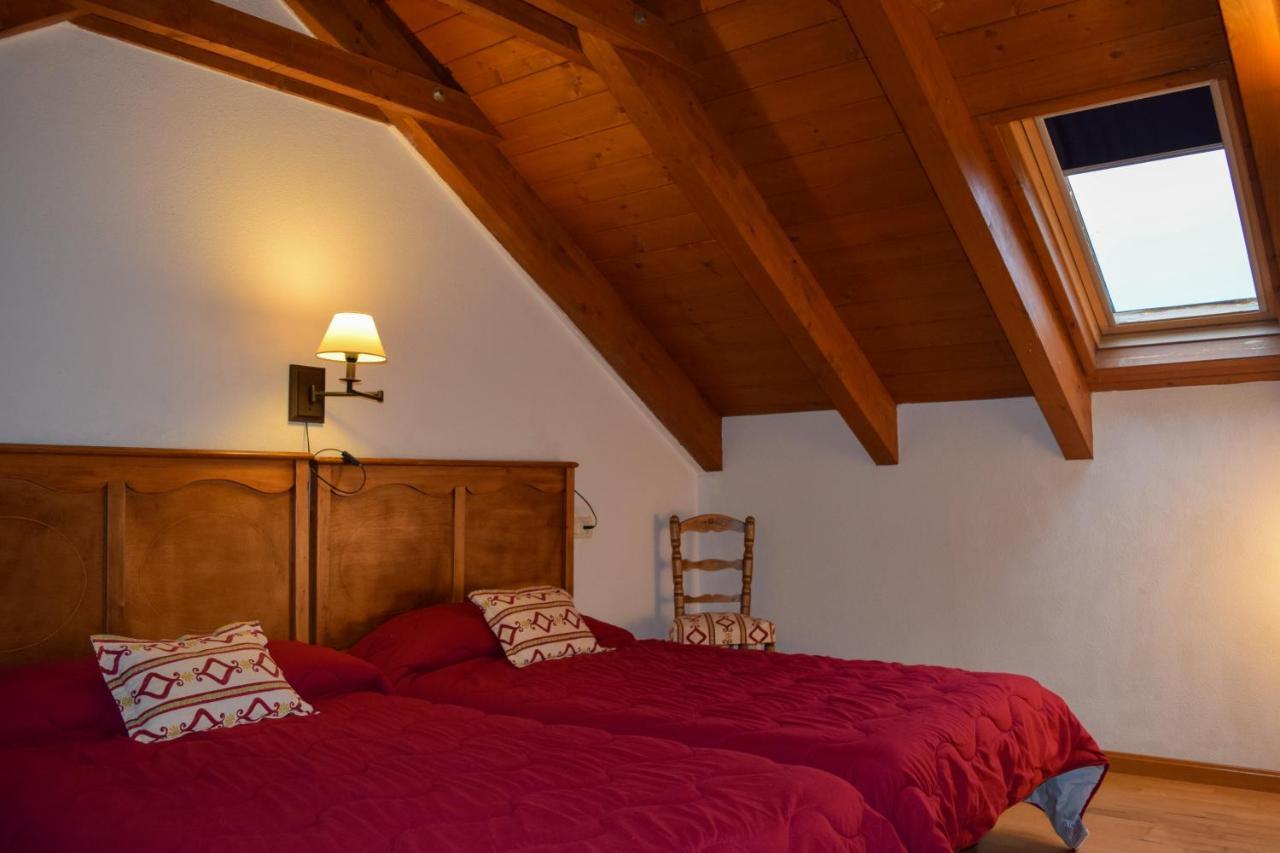 Duplex Con Vistas En Benasque Apartment Bagian luar foto