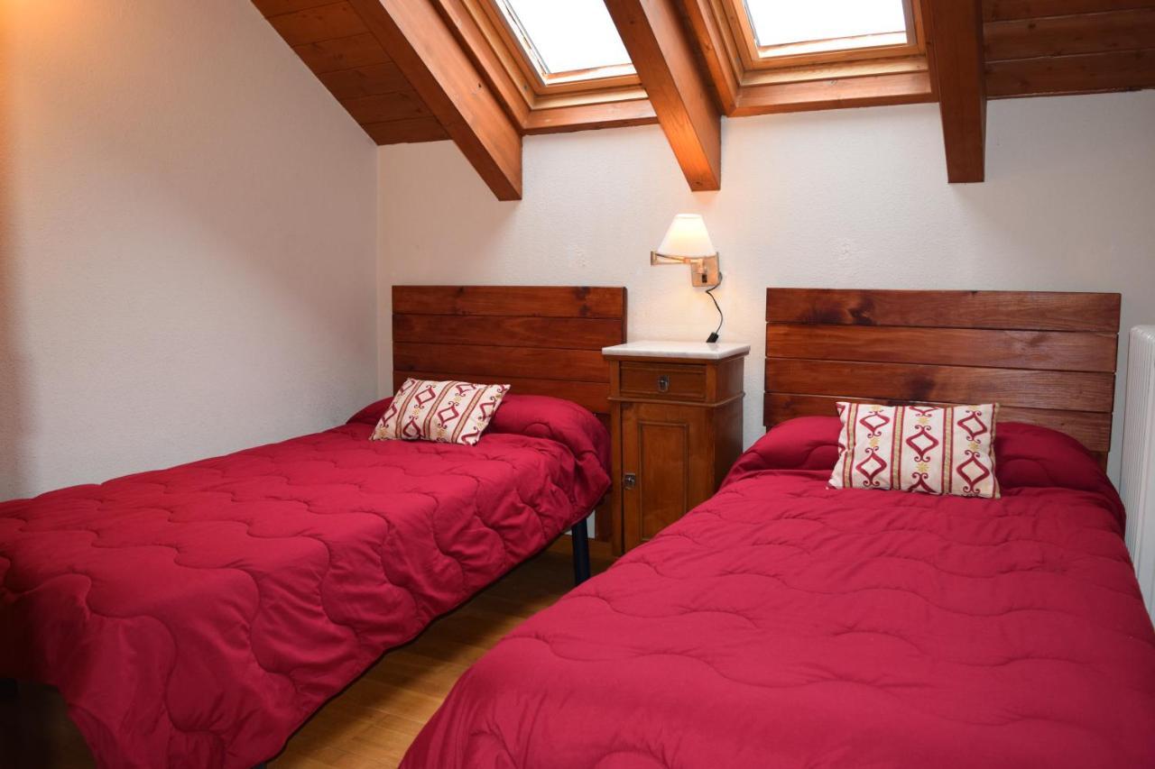 Duplex Con Vistas En Benasque Apartment Bagian luar foto
